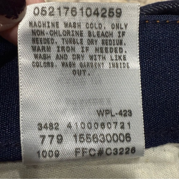 Levi's Women's Perfect Waist 525 Boot Cut Jeans w/Comfort Waistband, Size 12 - Picture 6 of 6